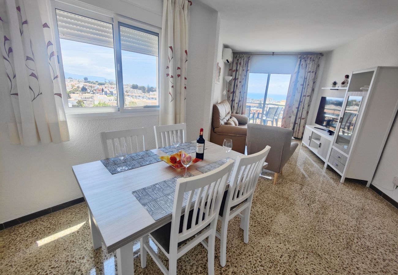 Apartment in Nerja - Apartment with balcony and sea views - by SM Nerja Rentals